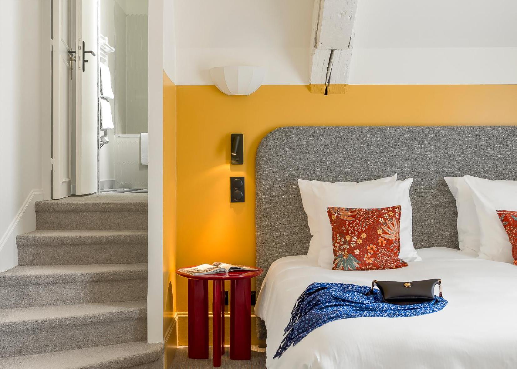 Hotel De La Poste Beaune  Bagian luar foto