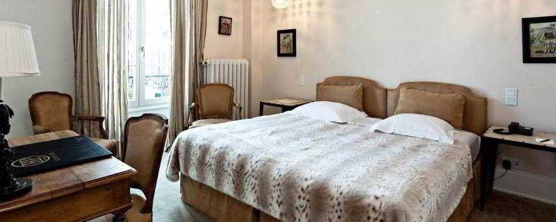 Hotel De La Poste Beaune  Bagian luar foto